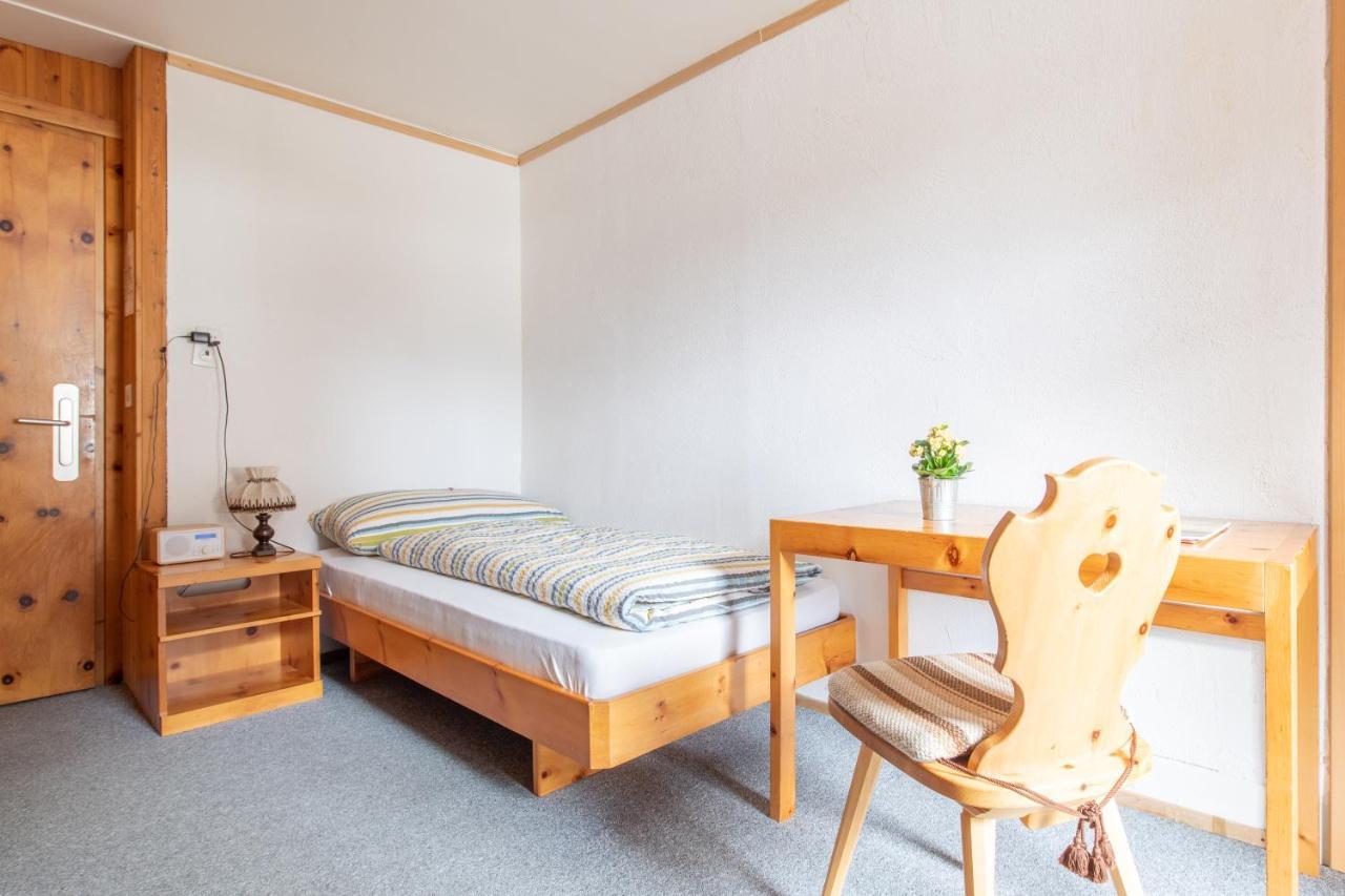 Hotel Hold Ag Ароза Екстер'єр фото