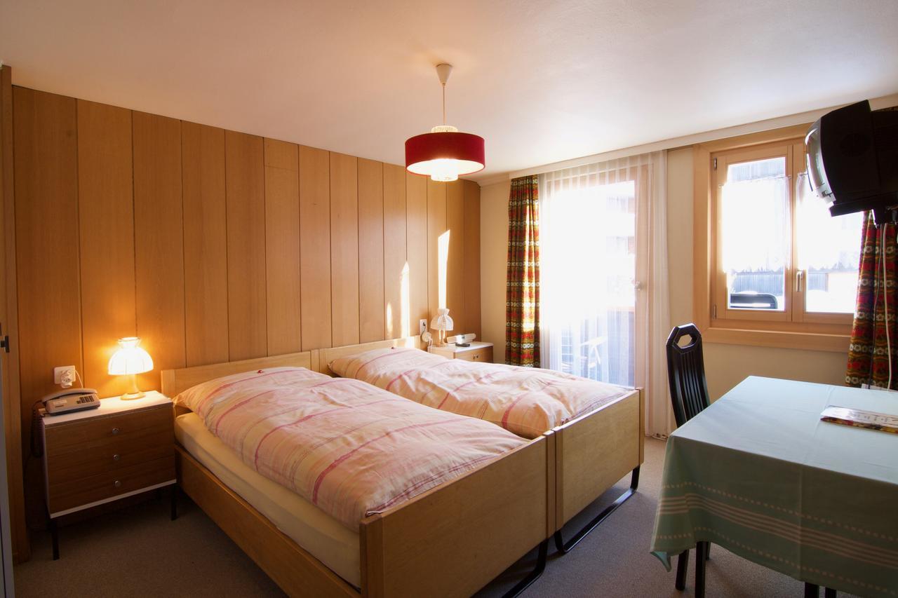 Hotel Hold Ag Ароза Екстер'єр фото